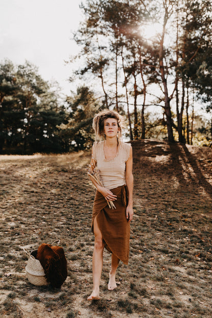 Bohemian high waist wrap skirt made from high quality cotton | Elegant rust colored pareo skirt with ribbon at the waist.