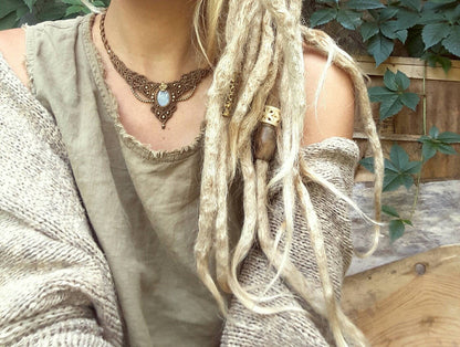 Bohemian Moonstone necklace Moonstone macrame necklace tribal necklace with healing crystal Bohemian necklace with stone.