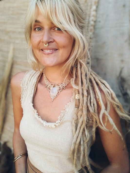 Bohemian Moonstone necklace | Boho wedding necklace | Bohemian macrame necklace