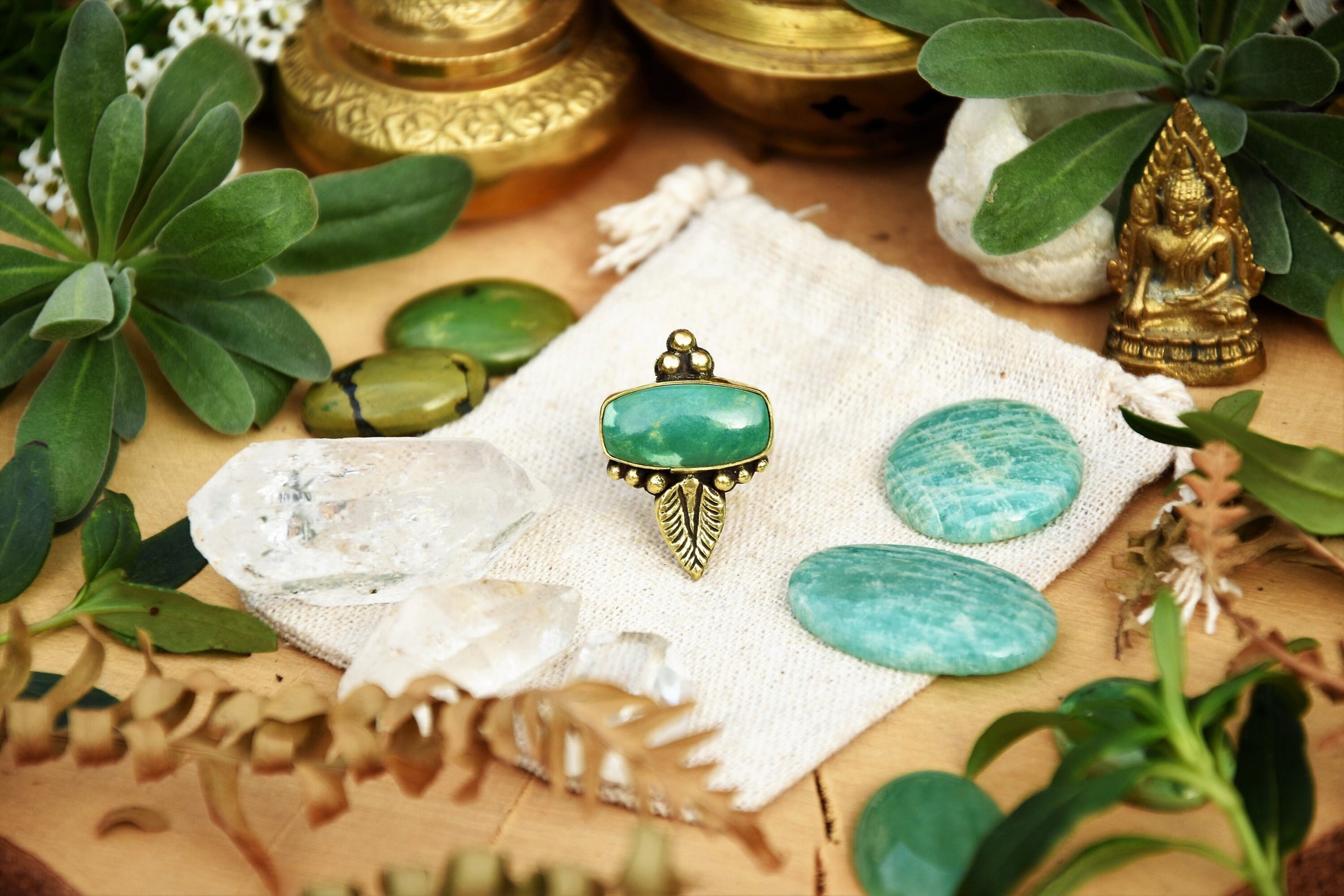 Bohemian Turquoise ring ⁘ Tribal ring ⁘ Boho ring ⁘ Brass ring ⁘ Ethnic ring ⁘ Leaf ring