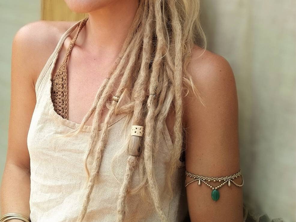 Upper arm bracelet | macrame arm band with Aventurine | bohemian bracelet | gemstone bracelet