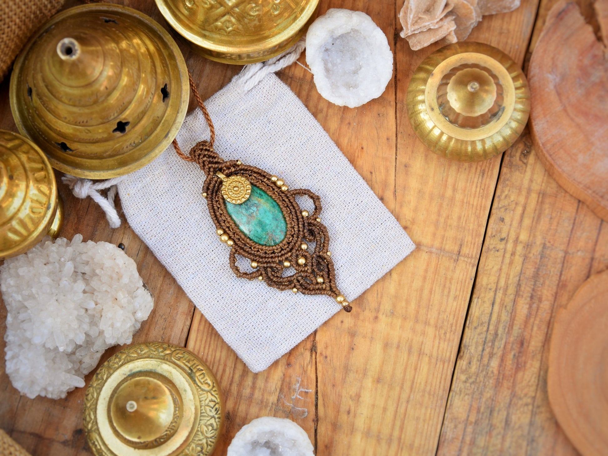 Cute boho pendant | Ornamental macrame pendant | crystal necklace | gemstone necklace | yoga necklace