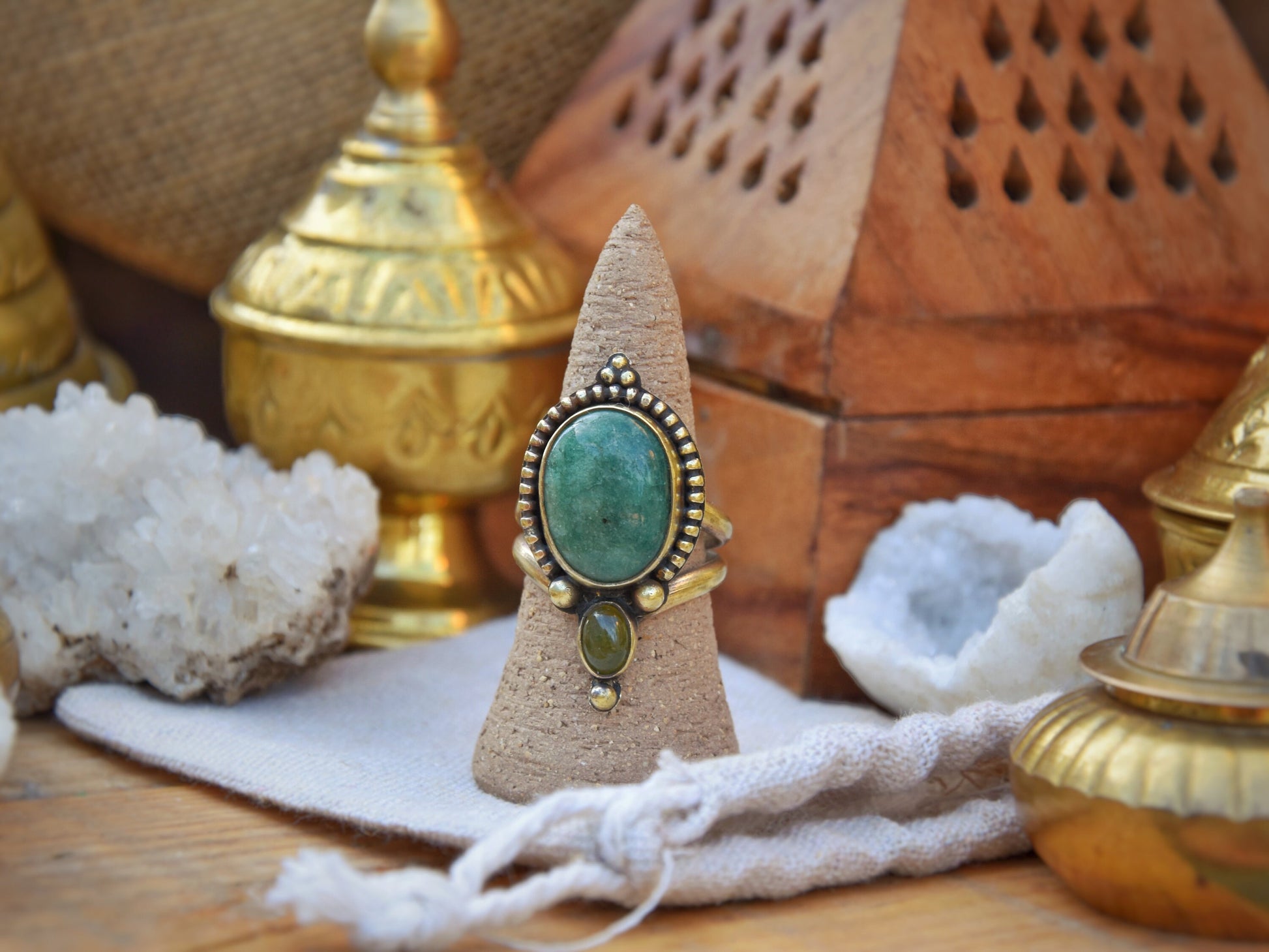 Foresty brass ring | Tribal ring | Boho ring | Goddess ring | Ethnic ring | Gemstone ring