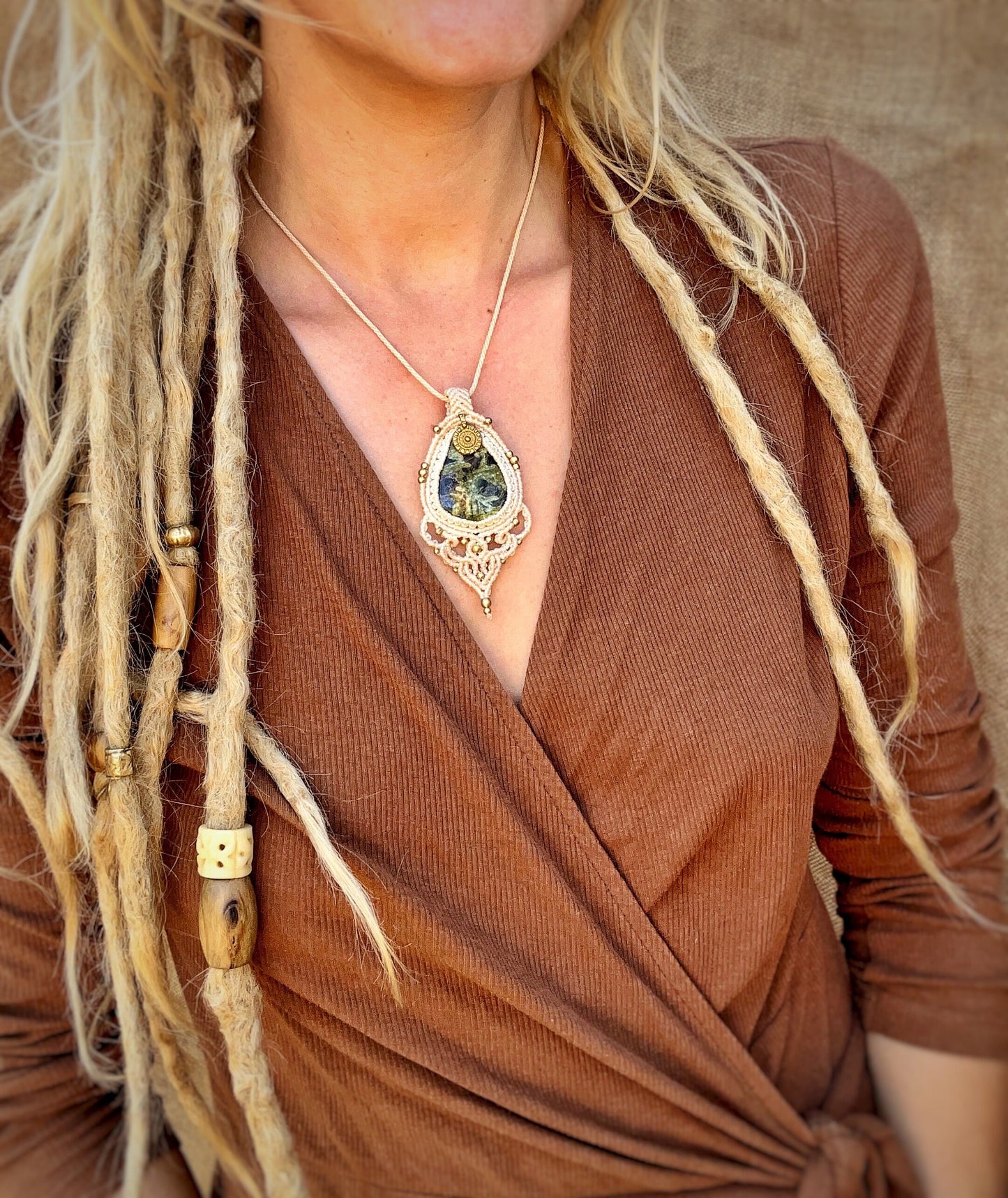 Cute boho pendant | Ornamental macrame pendant | crystal necklace | gemstone necklace | yoga necklace