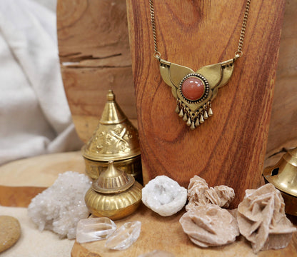 Brass boho necklace with dangling drops and a peach Moonstone crystal | Spiritual tribal brass necklace