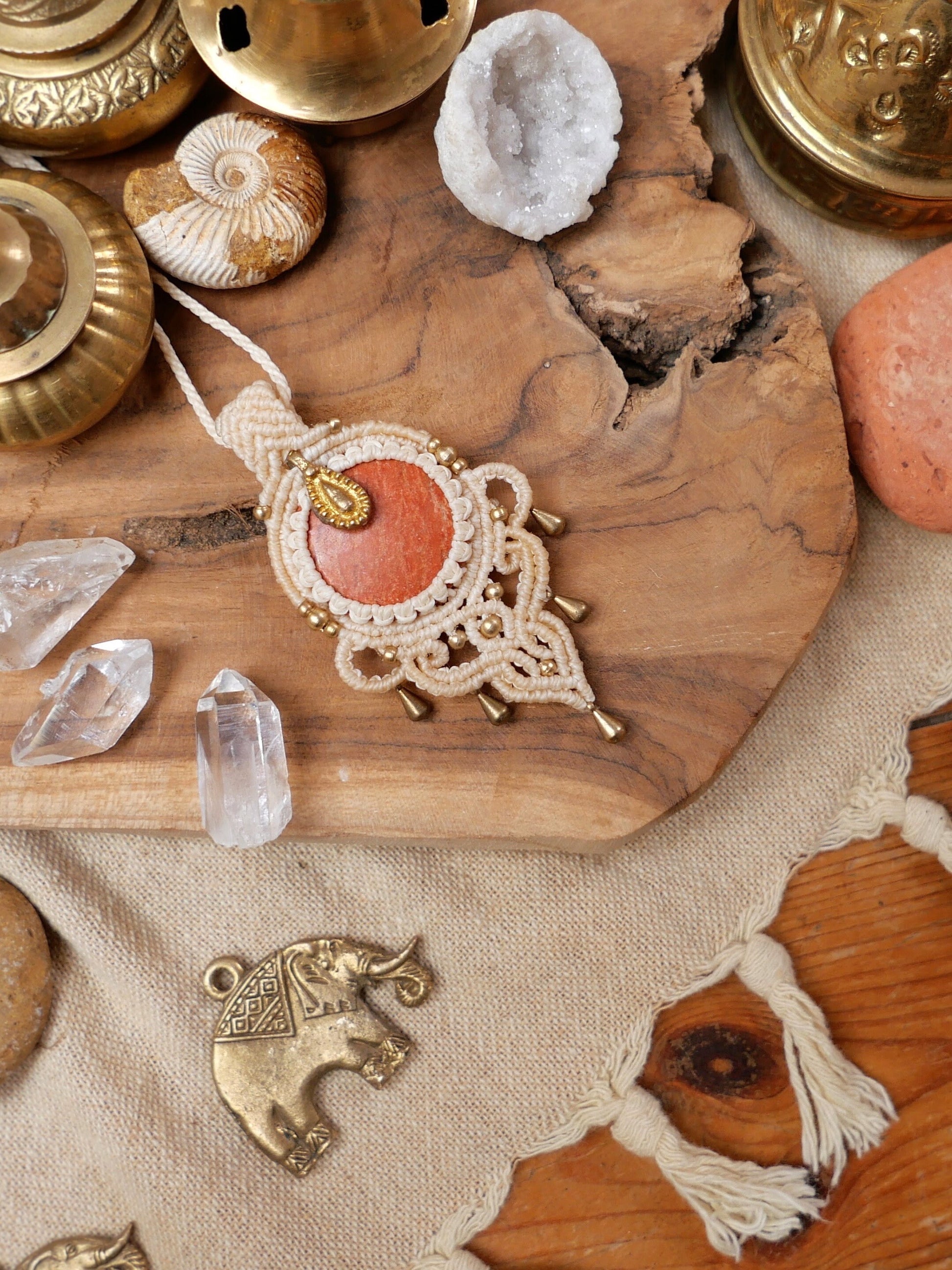 Dreamy macrame pendant with drop charms | Cute boho chic gemstone pendant