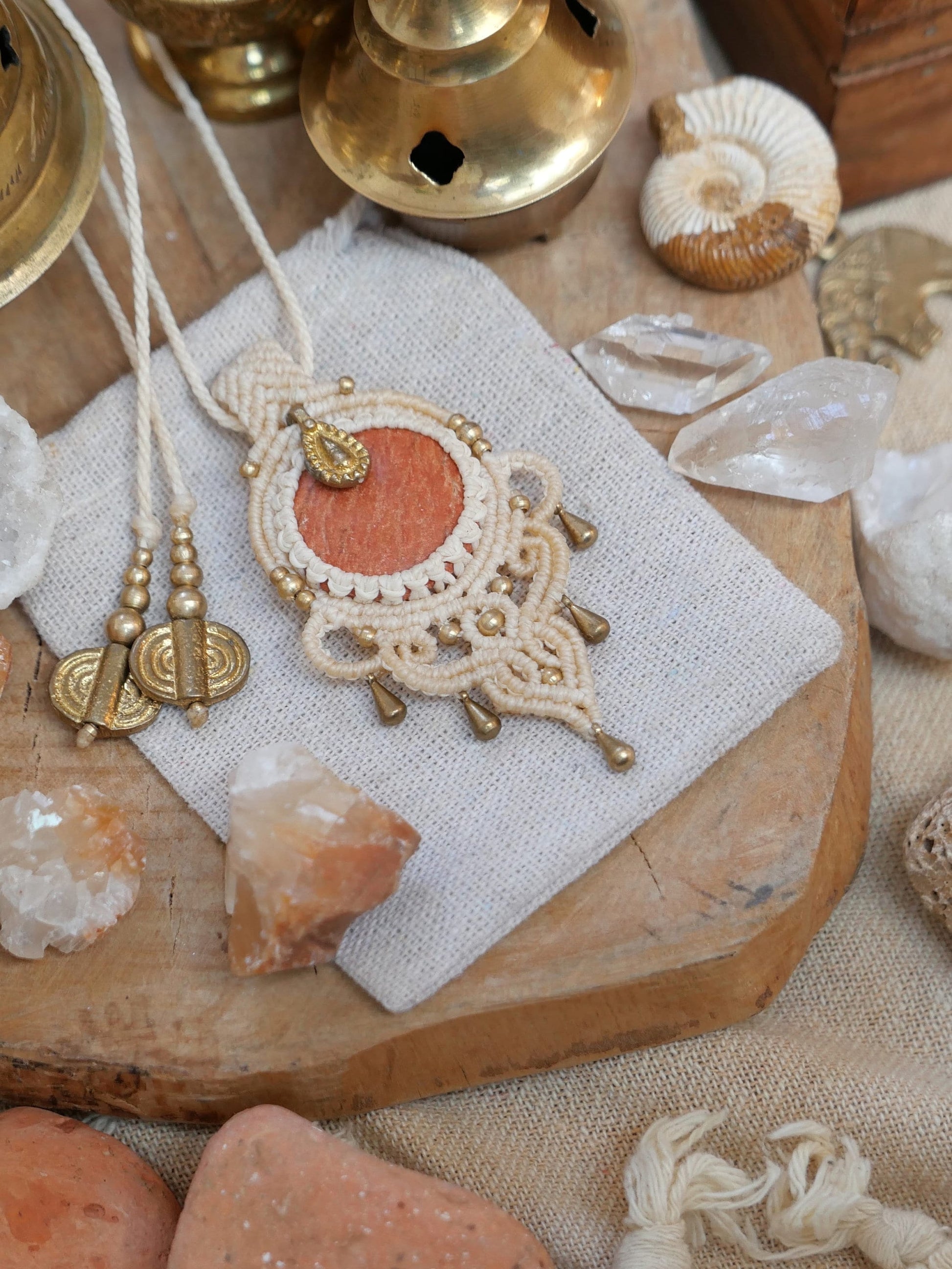 Dreamy macrame pendant with drop charms | Cute boho chic gemstone pendant