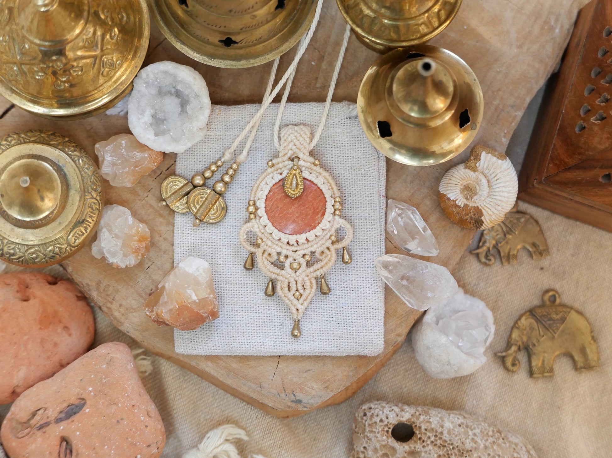 Dreamy macrame pendant with drop charms | Cute boho chic gemstone pendant