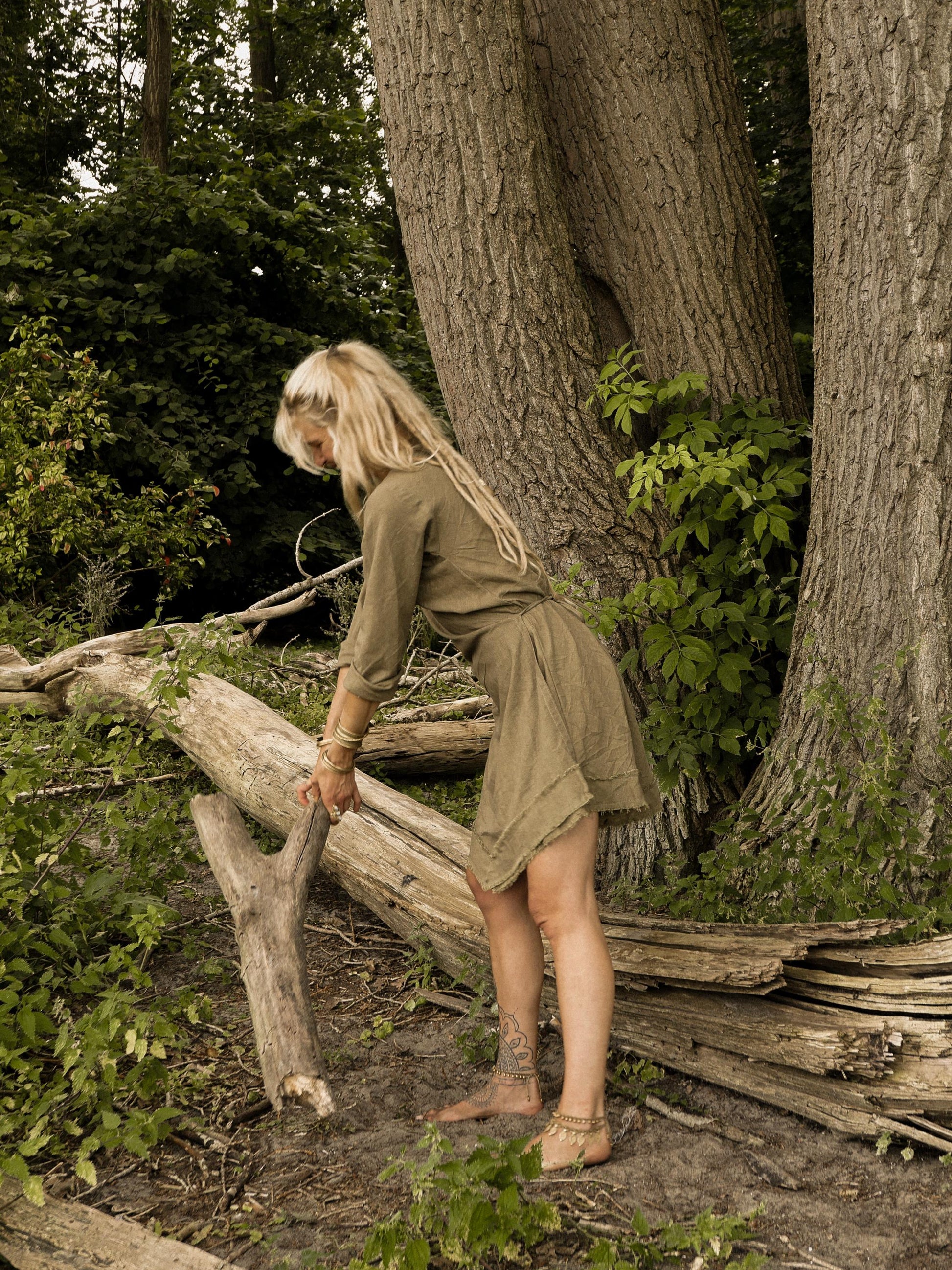 Bohemian wrap dress with fringed edges in natural cotton | Cinnamon