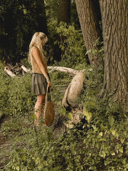 Bohemian sleeveless blazer made from a sturdy natural cotton | Camel