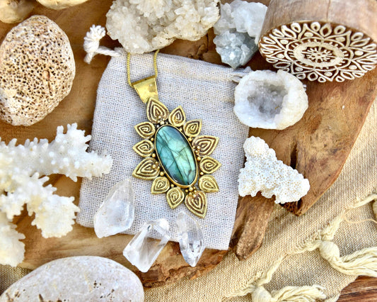 Golden Goddess pendant with green Labradorite crystal | Boho mandala pendant | Floral gemstone pendant